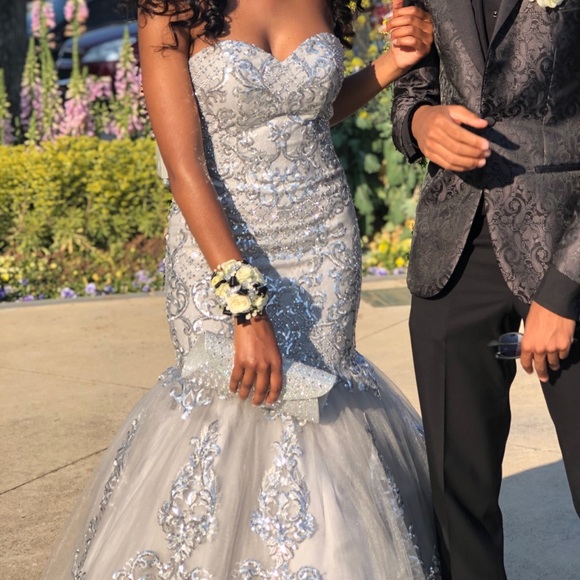 Silver Prom Dress🤩 - Picture 5 of 7